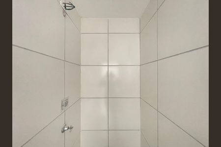 Apartamento à venda com 47m², 2 quartos e sem vaga Apartamento à venda com 47m², 2 quartos e sem vagaBanheiro