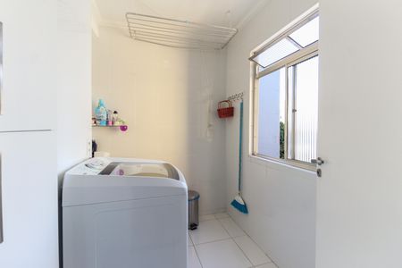 Apartamento à venda com 56m², 2 quartos e 1 vaga Apartamento à venda com 56m², 2 quartos e 1 vagaÁrea de Serviço
