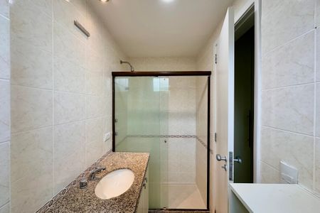 Apartamento à venda com 95m², 3 quartos e 2 vagasBanheiro Suite