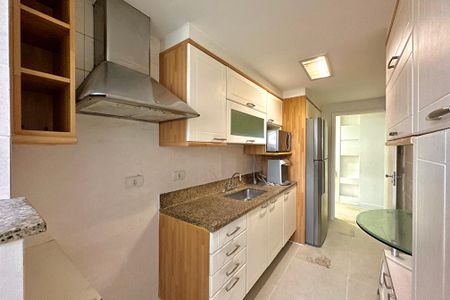 Apartamento à venda com 95m², 3 quartos e 2 vagasCozinha