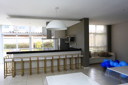 Apartamento para alugar com 48m², 2 quartos e 2 vagasÁrea comum - Salão de festas