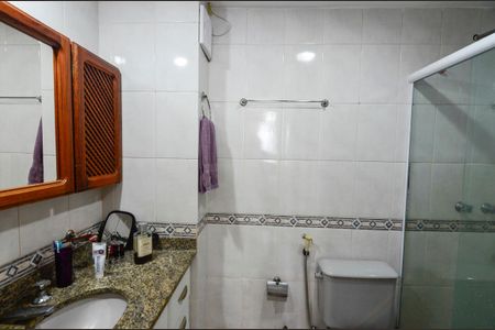 Apartamento à venda com 68m², 2 quartos e 1 vaga Apartamento à venda com 68m², 2 quartos e 1 vagaBanheiro da Suíte