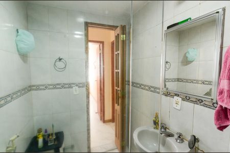 Apartamento à venda com 68m², 2 quartos e 1 vaga Apartamento à venda com 68m², 2 quartos e 1 vagaBanheiro Social