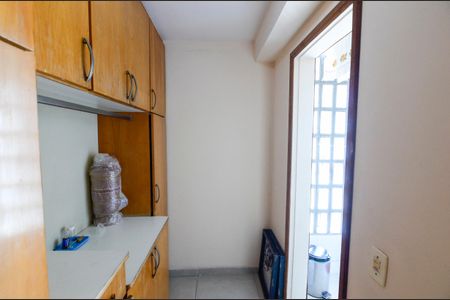 Apartamento à venda com 68m², 2 quartos e 1 vaga Apartamento à venda com 68m², 2 quartos e 1 vagaQuarto de Serviço