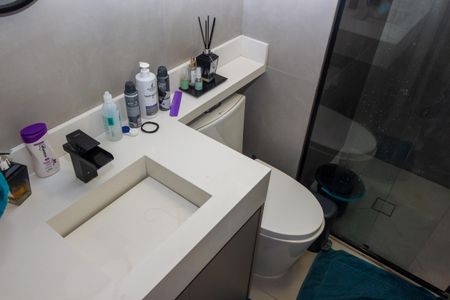 Apartamento para alugar com 49m², 2 quartos e 1 vaga Apartamento para alugar com 49m², 2 quartos e 1 vagaBanheiro