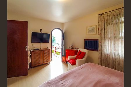 Casa à venda com 143m², 4 quartos e 2 vagas Casa à venda com 143m², 4 quartos e 2 vagasSuíte