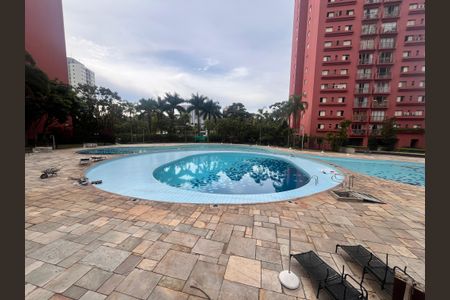 Apartamento à venda com 98m², 3 quartos e 1 vagaÁrea comum - Piscina