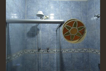 Casa à venda com 330m², 3 quartos e 3 vagasBanheiro da Suíte