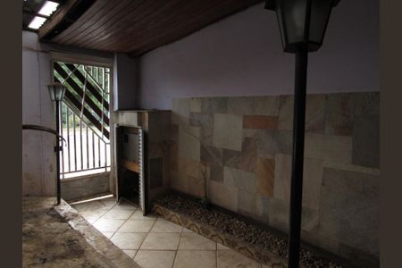 Casa à venda com 330m², 3 quartos e 3 vagasQuintal