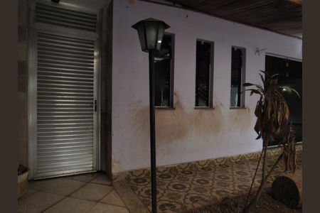 Casa à venda com 330m², 3 quartos e 3 vagasPlaca