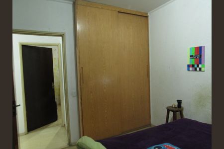 Casa à venda com 330m², 3 quartos e 3 vagasQuarto 2