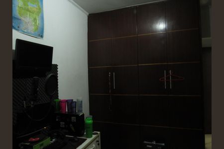 Casa à venda com 330m², 3 quartos e 3 vagasSuíte