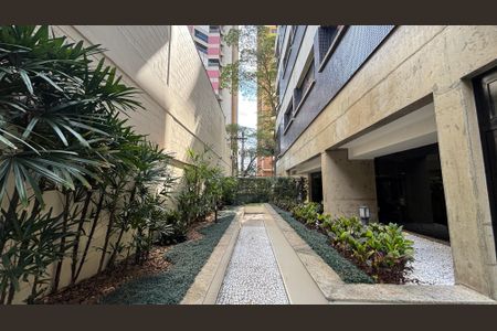 Apartamento à venda com 270m², 4 quartos e 3 vagas Apartamento à venda com 270m², 4 quartos e 3 vagasÁrea comum