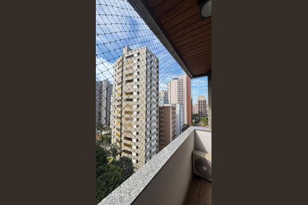 Apartamento à venda com 270m², 4 quartos e 3 vagas Apartamento à venda com 270m², 4 quartos e 3 vagasVaranda da Suíte 1