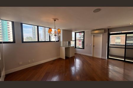 Apartamento à venda com 270m², 4 quartos e 3 vagas Apartamento à venda com 270m², 4 quartos e 3 vagasSala