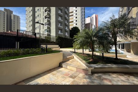 Apartamento à venda com 270m², 4 quartos e 3 vagas Apartamento à venda com 270m², 4 quartos e 3 vagasÁrea comum