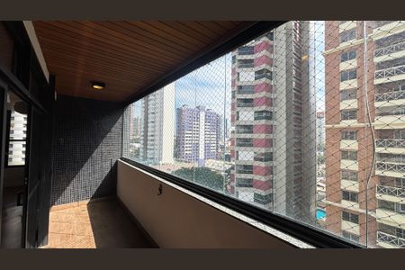 Apartamento à venda com 270m², 4 quartos e 3 vagas Apartamento à venda com 270m², 4 quartos e 3 vagasVaranda da Sala