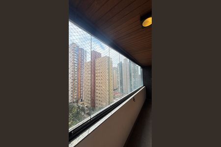 Apartamento à venda com 270m², 4 quartos e 3 vagas Apartamento à venda com 270m², 4 quartos e 3 vagasVaranda da Sala