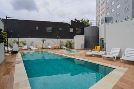 Apartamento para alugar com 38m², 2 quartos e sem vaga Apartamento para alugar com 38m², 2 quartos e sem vagaÁrea comum - Piscina