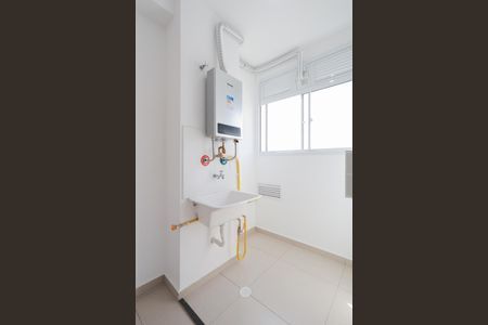 Apartamento para alugar com 38m², 2 quartos e sem vaga Apartamento para alugar com 38m², 2 quartos e sem vagaÁrea de serviço