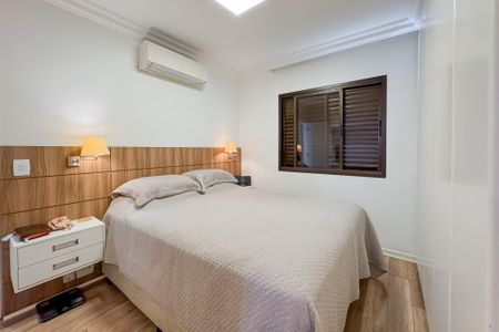 Apartamento à venda com 81m², 3 quartos e 2 vagas Apartamento à venda com 81m², 3 quartos e 2 vagasSuíte