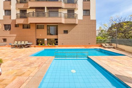 Apartamento à venda com 81m², 3 quartos e 2 vagas Apartamento à venda com 81m², 3 quartos e 2 vagasPiscina