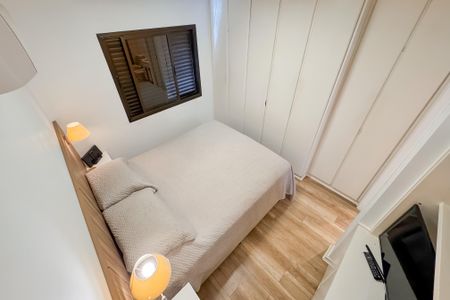 Apartamento à venda com 81m², 3 quartos e 2 vagas Apartamento à venda com 81m², 3 quartos e 2 vagasSuíte