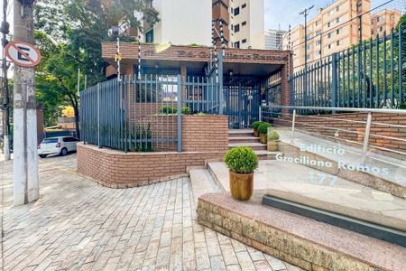Apartamento à venda com 81m², 3 quartos e 2 vagas Apartamento à venda com 81m², 3 quartos e 2 vagasFachada