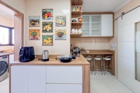 Apartamento à venda com 81m², 3 quartos e 2 vagas Apartamento à venda com 81m², 3 quartos e 2 vagasCozinha