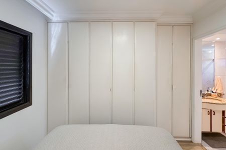 Apartamento à venda com 81m², 3 quartos e 2 vagas Apartamento à venda com 81m², 3 quartos e 2 vagasSuíte - Armários