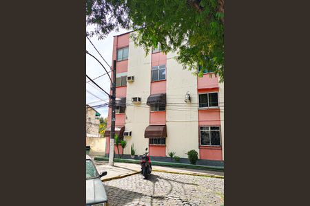 Apartamento à venda com 60m², 2 quartos e 1 vaga Apartamento à venda com 60m², 2 quartos e 1 vagaPlaca
