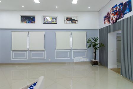 Casa de condomínio para alugar com 281m², 3 quartos e 4 vagas Casa de condomínio para alugar com 281m², 3 quartos e 4 vagasSala