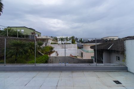 Casa de condomínio para alugar com 281m², 3 quartos e 4 vagas Casa de condomínio para alugar com 281m², 3 quartos e 4 vagasVista da Suíte 2