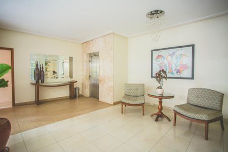 Apartamento à venda com 102m², 3 quartos e 2 vagas Apartamento à venda com 102m², 3 quartos e 2 vagasHall social