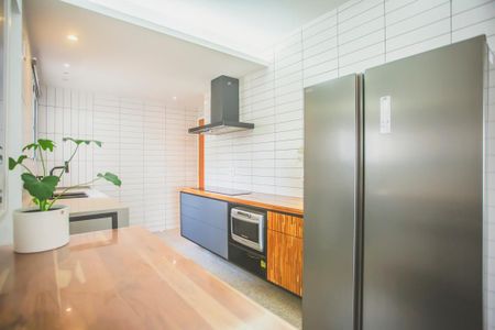 Apartamento à venda com 102m², 3 quartos e 2 vagas Apartamento à venda com 102m², 3 quartos e 2 vagasCozinha