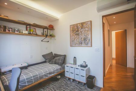 Apartamento à venda com 102m², 3 quartos e 2 vagas Apartamento à venda com 102m², 3 quartos e 2 vagasQuarto 2