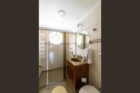 Apartamento à venda com 186m², 4 quartos e 2 vagas Apartamento à venda com 186m², 4 quartos e 2 vagasBanheiro 2