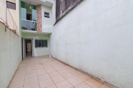 Casa à venda com 100m², 2 quartos e 2 vagasGaragem