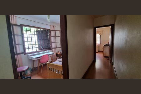 Casa à venda com 189m², 3 quartos e 2 vagas Casa à venda com 189m², 3 quartos e 2 vagasQuarto 2