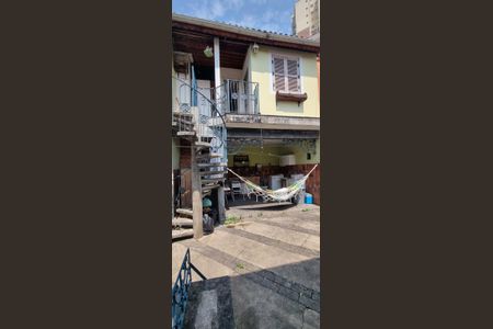 Casa à venda com 189m², 3 quartos e 2 vagas Casa à venda com 189m², 3 quartos e 2 vagasÁrea Externa