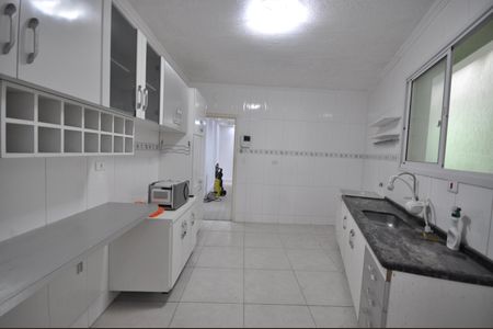 Casa à venda com 200m², 3 quartos e 3 vagasCozinha
