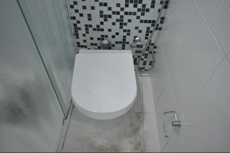 Casa à venda com 200m², 3 quartos e 3 vagasBanheiro