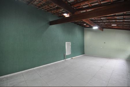 Casa à venda com 200m², 3 quartos e 3 vagasSalão de festas