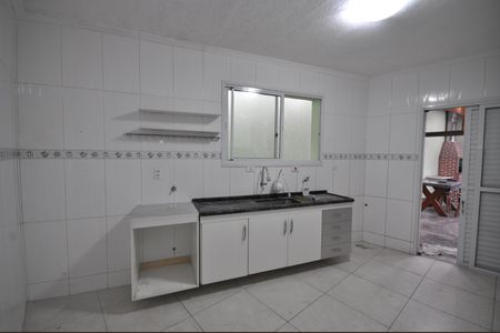 Casa à venda com 200m², 3 quartos e 3 vagasCozinha