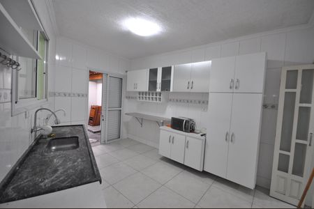 Casa à venda com 200m², 3 quartos e 3 vagasCozinha