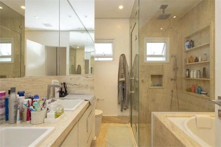 Casa à venda com 497m², 4 quartos e 6 vagas