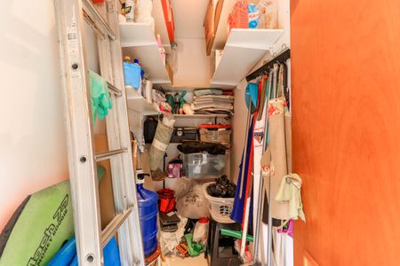 Casa à venda com 170m², 3 quartos e 2 vagasDespensa