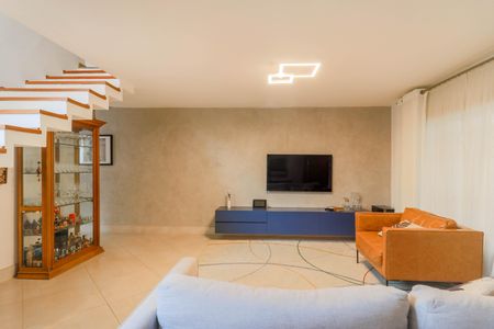 Casa à venda com 170m², 3 quartos e 2 vagasSala