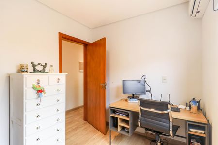 Casa à venda com 170m², 3 quartos e 2 vagasQuarto 2