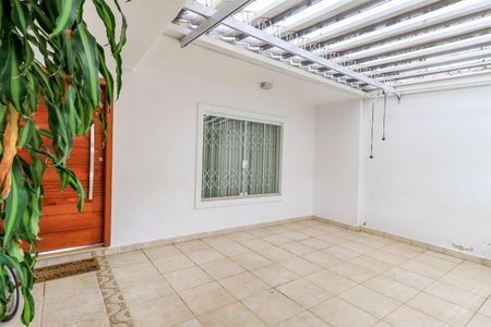 Casa à venda com 170m², 3 quartos e 2 vagasGaragem